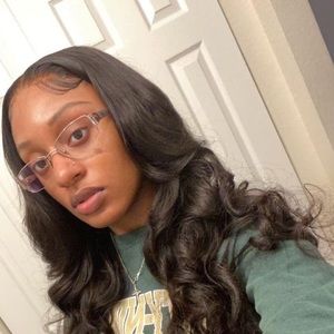 Meet your Posher, Tinya